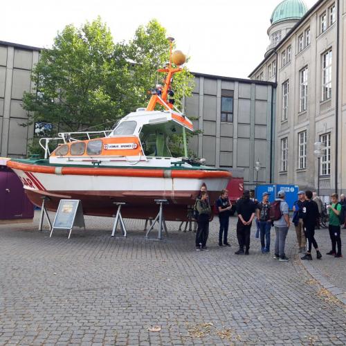 SuS vor dem deutschen Museum