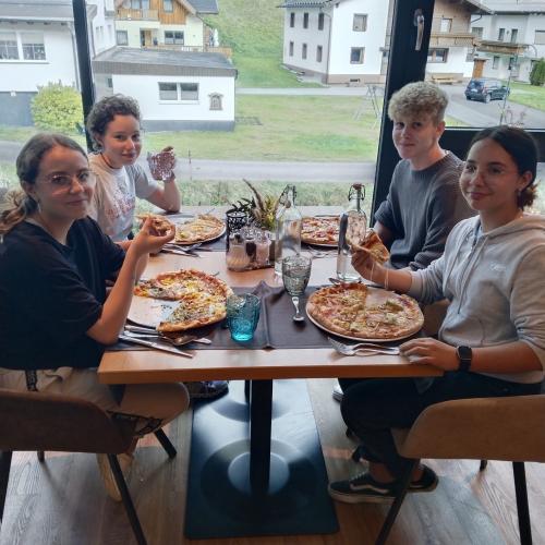Schüler beim Besuch Ballunspitze 