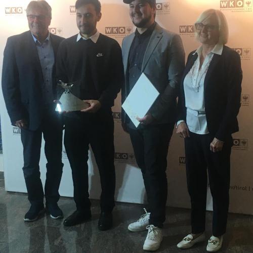 Heshmat Mohammadi und Team