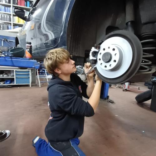 Schüler bei der Arbeit