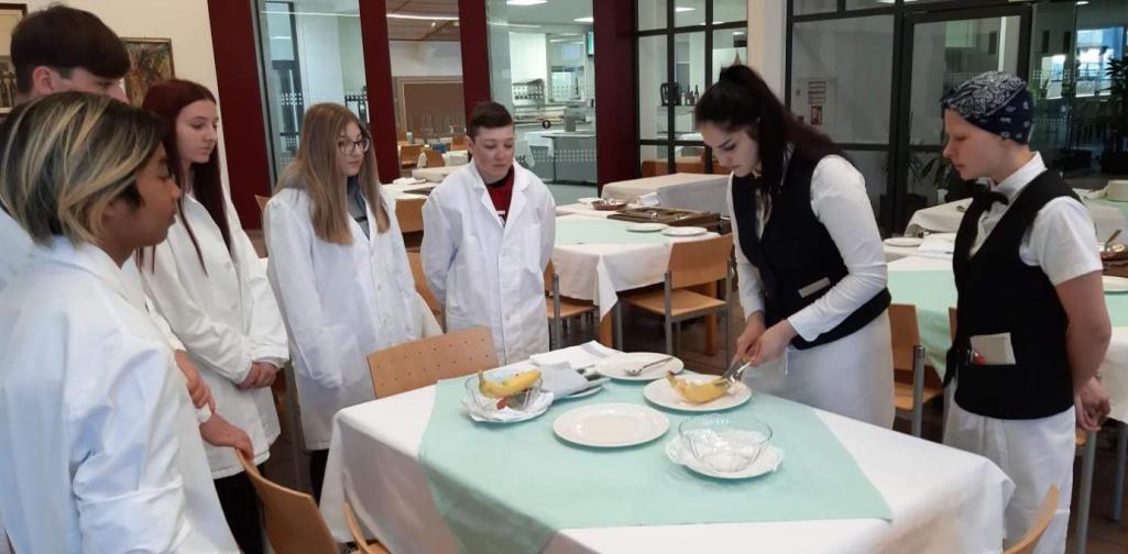 Früchte filetieren Früchte filetieren